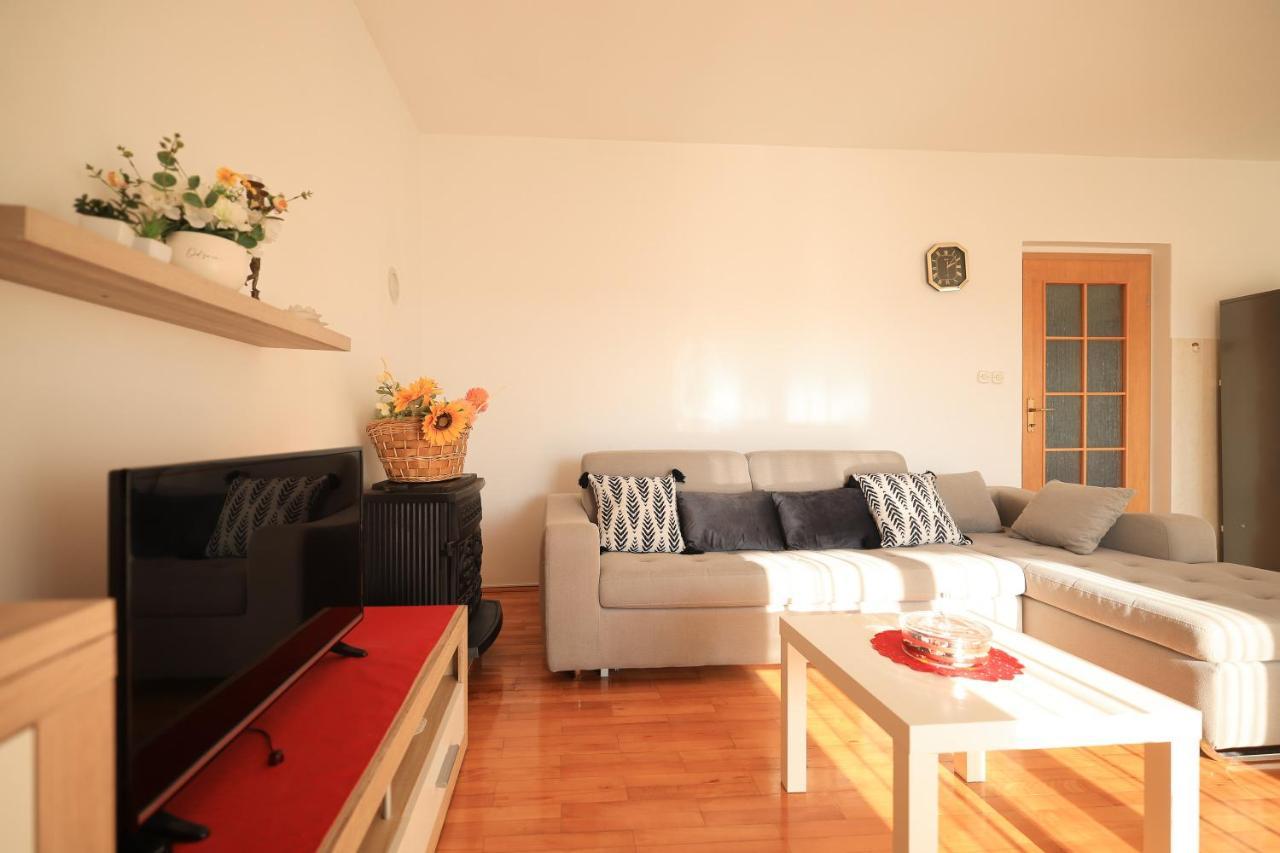 Apartments Ana Petrcane Eksteriør billede